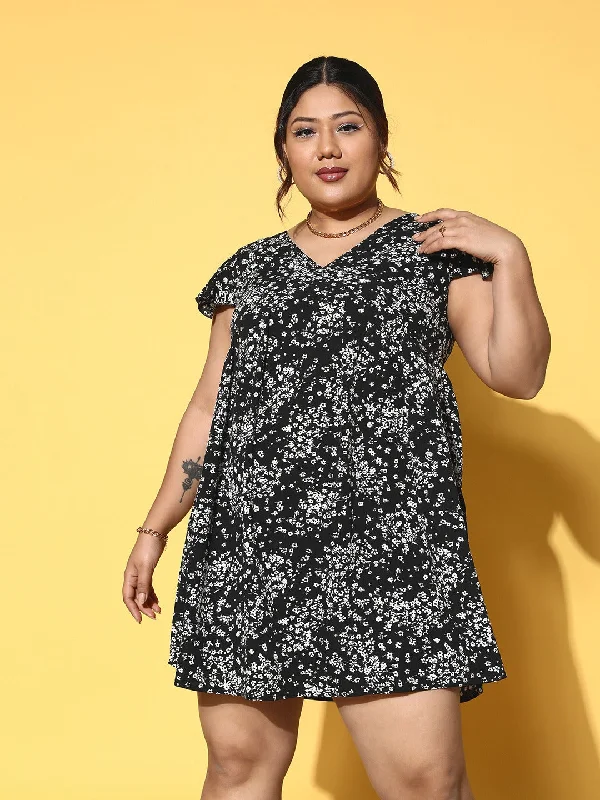 mini dresses-mini skirtBerrylush Women Plus Size Black & White Floral Printed V-Neck Crepe Tie-Up Styled Back Wrap Mini Dress