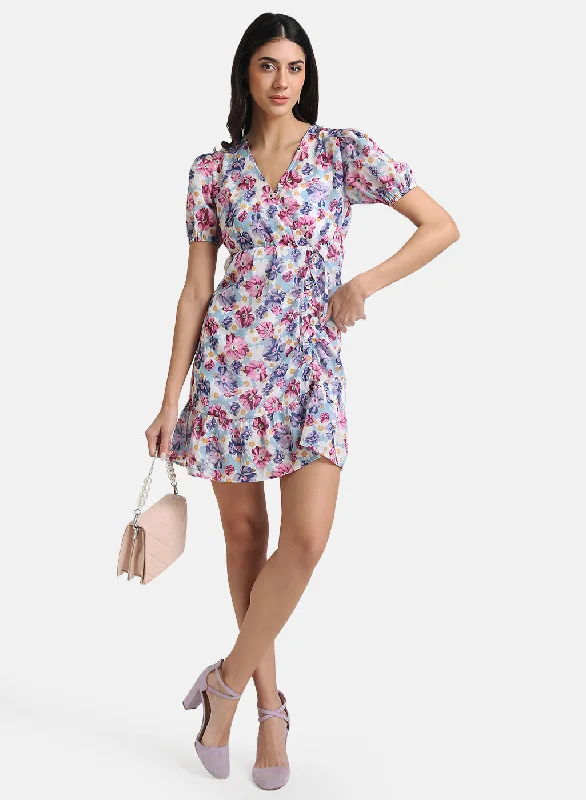 mini dresses-perfect weekend wearFloral Printed Dress With Ruching